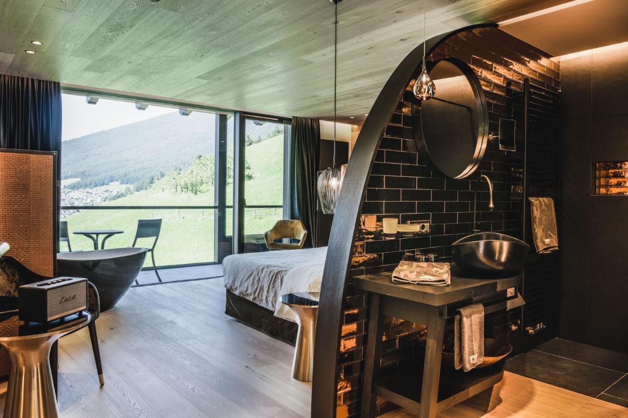 Alpin Garden Luxury Maison & Spa - Adults Only Ortisei Exterior foto
