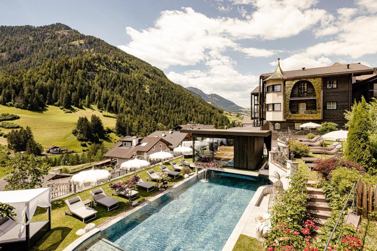 Alpin Garden Luxury Maison & Spa - Adults Only Ortisei Exterior foto
