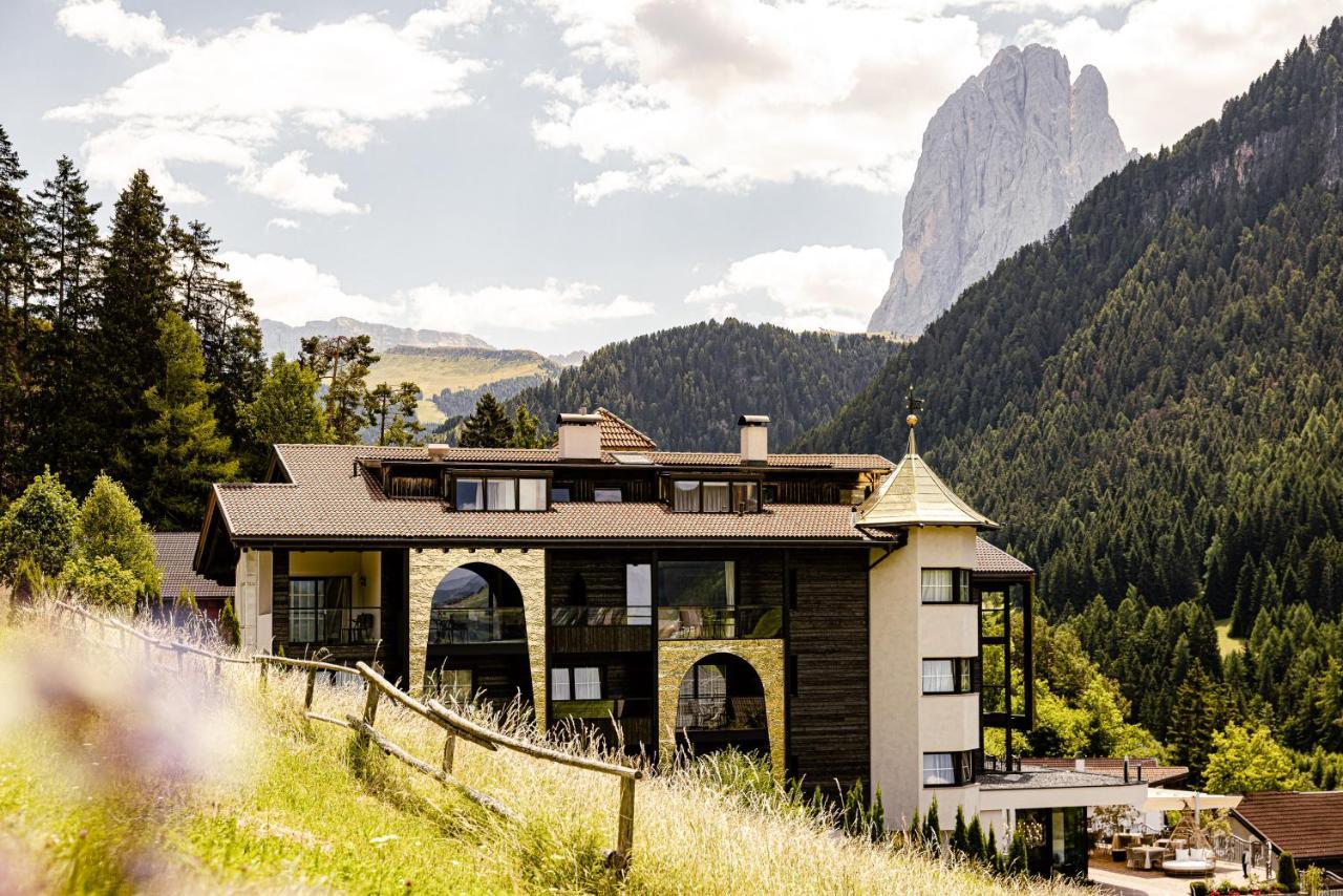 Alpin Garden Luxury Maison & Spa - Adults Only Ortisei Exterior foto